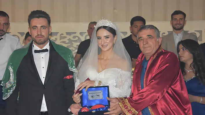 Kayseri'de eski Belediye Başkanının mutlu günü