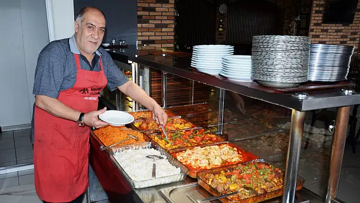 Kayseri'de Esnaftan vatandaşa iftar desteği! İftar menü fiyatı dikkat çekti