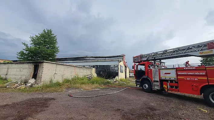 Kayseri'de fabrika yangını...