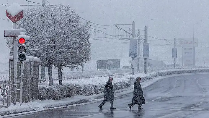 Kayseri'de hafta sonu plan yapacaklar dikkat! Yağmur ve kar geliyor