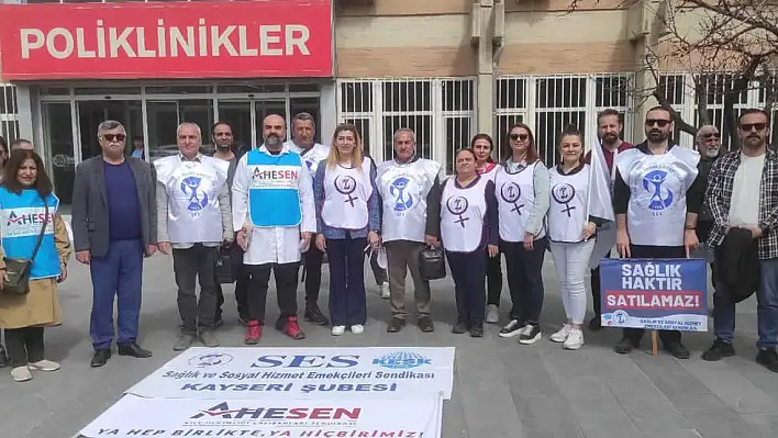 Kayseri'de hastane önünde SES'li eylem!