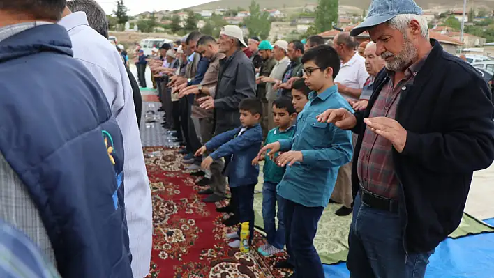 Kayseri'de iki mahalle bir araya geldi! İşte nedeni