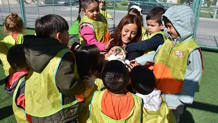 Kayseri'deki Küçük Dostlar'a rekor ziyaret