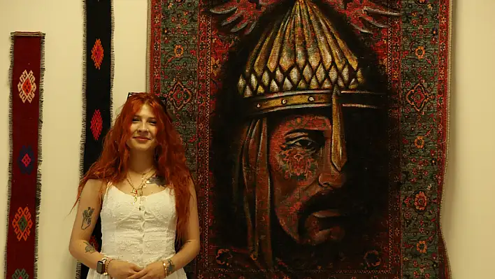 Kayseri'de izleyenler şaşırıyor: Bu resimler tuvalde değil...