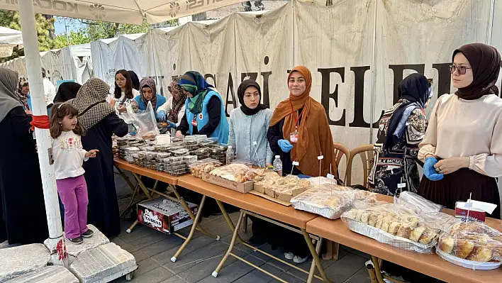 Kayseri'de kadınlar hayır için yarışıyor