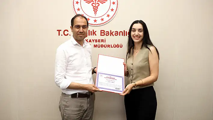 Kayseri'de kanser taramalarında emek verenler onurlandırıldı