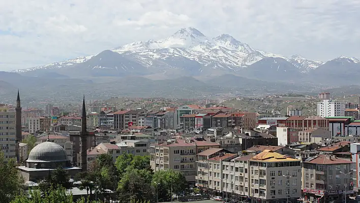 Kayseri'de kimin villası icralık oldu?