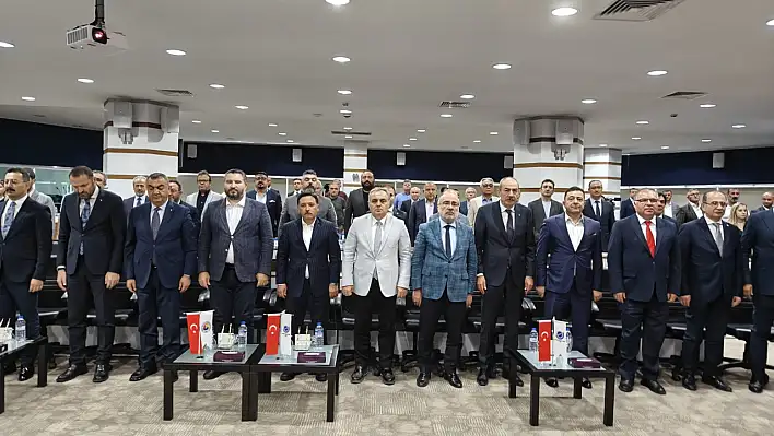 Kayseri'de konuşan Bakan Yardımcısı piyasayı değerlendirdi!