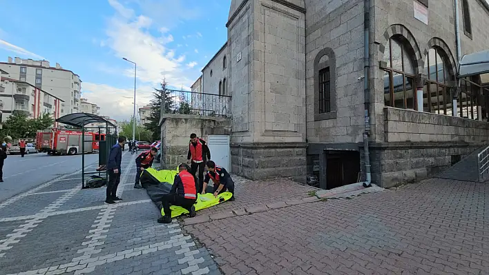 Kayseri'de hareketli dakikalar! Canına kıymak istedi