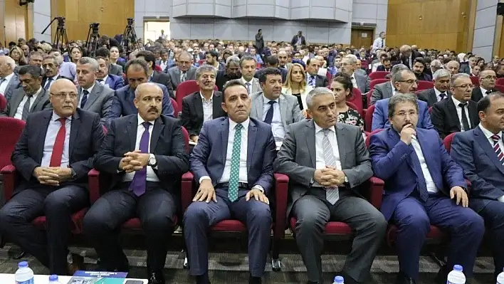 Kayseri'de 444 okula beyaz bayrak verildi
