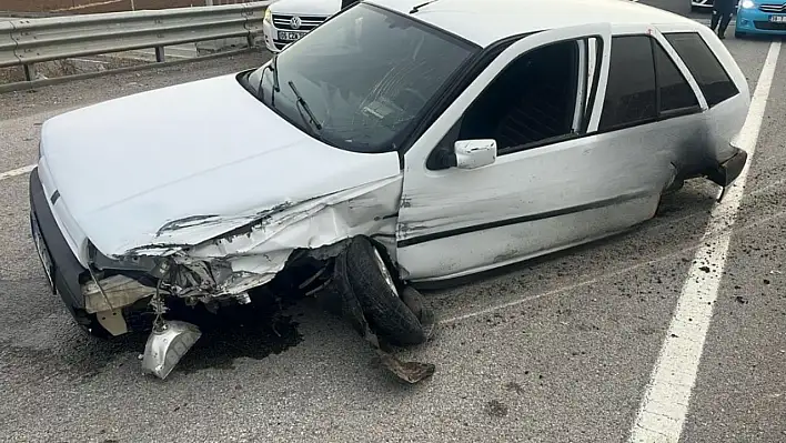 Kayseri'de otomobil yoldan çıtı! Sürücü olay yerinde hayatını kaybetti