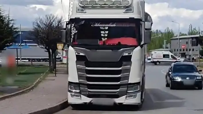 Kayseri'de park ihlaline ceza yağdı