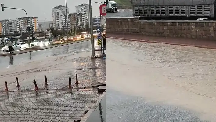 Kayseri'de sağanak hayatı durdurdu