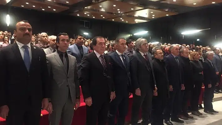 Kayseri'de 'Sahne Sanatı Olarak Öğretmenlik' konulu konferans düzenlendi
