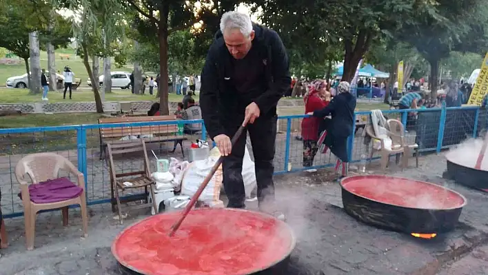 Kayseri'de salça mesaisi...