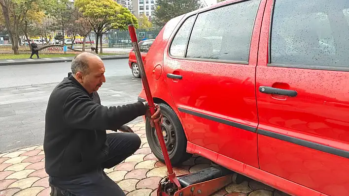 Kayseri'de sürücülere kış lastiği uyarısı! Bu şekilde fren mesafesi kısalıyor