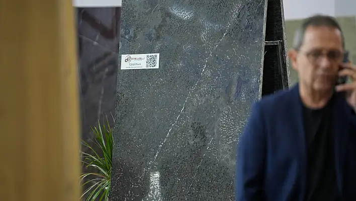 Kayseri'de Toroslar'ın bağrından çıkan 'Mercan Siyah' görücüye çıktı