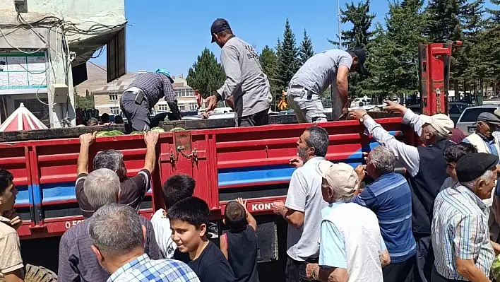 Kayseri'de ücretsiz dağıtıldı! Vatandaşlar oraya akın etti