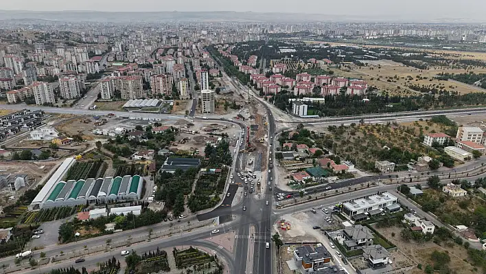 Kayseri'de ulaşıma yeni soluk! Katlı kavşak çalışması sürüyor