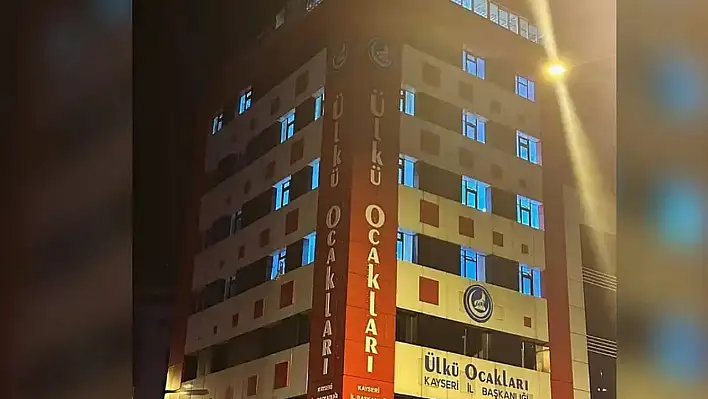 Kayseri'de Ülkü Ocakları'ndan ihtiyaç sahibi öğrencilere destek! Bakın ne yapılacak