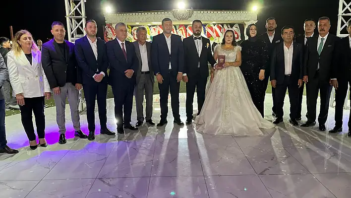 Kayseri'de ülkücü camiayı buluşturan düğün