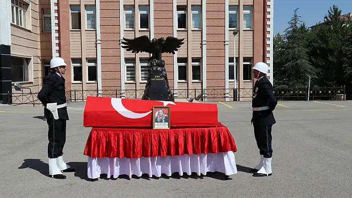 Kayseri'de yaşamını yitiren başkomiser memleketine uğurlandı