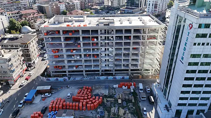 Kayseri'de yeni iş merkezi hızla yükseliyor! 950 milyon TL'ye yapıldı