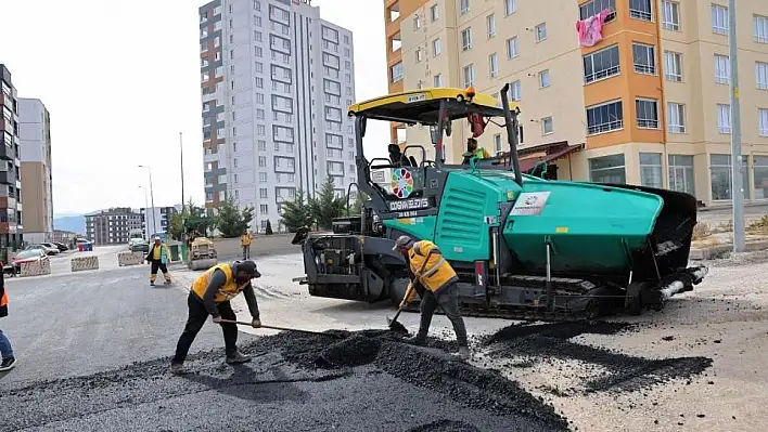 Kayseri'de yeni yol çalışmaları sürüyor