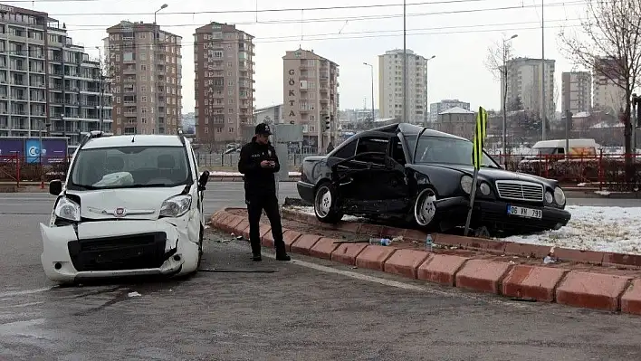 Kayseri'de 2019 yılında 7 bin 184 trafik kazası meydana geldi