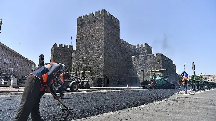 Kayseri'de yollar yenileniyor