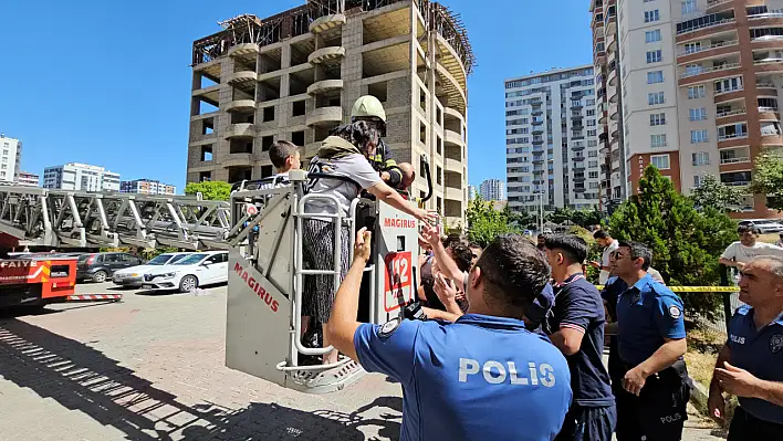 Kayseri'de yürekleri ağza getiren yangın söndürüldü