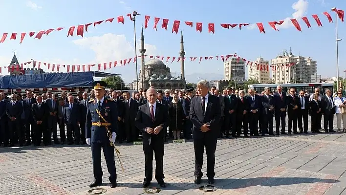 Kayseri'de 'Zafer Bayramı' çoşkusu
