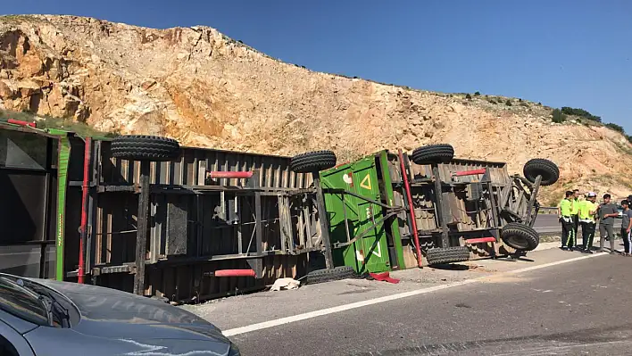 Kayseri'de zincirleme trafik kazası: Yaralılar var