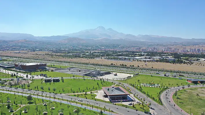 Kayseri'deki Millet Bahçesinde bulunan o alan boyanacak!