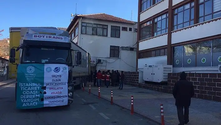 Kayseri'deki Odaların Yardım Tırları Deprem Bölgesine Ulaştı
