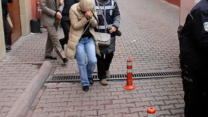 PKK/KCK Şüphelisi 8 Kişi Adliyeye Sevk Edildi