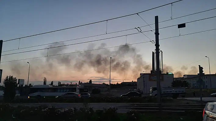 Kayseri'deki siyah dumanların sebebi ne?