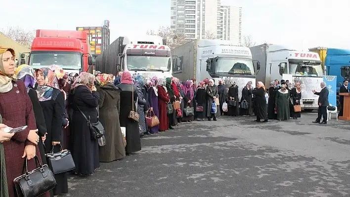 Kayseri'den Halep'e 11 tır yardım gönderildi
