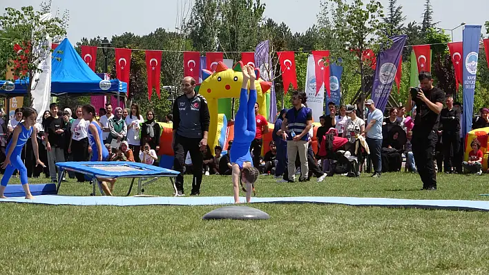 Kayseri'den renkli görüntüler! Bayram böyle kutlandı