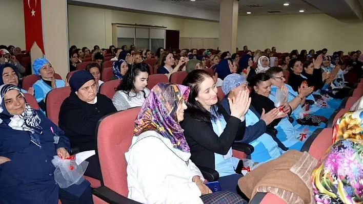 Kayseri Devlet Hastanesinde 8 Mart Dünya Kadınlar Günü Kutlandı