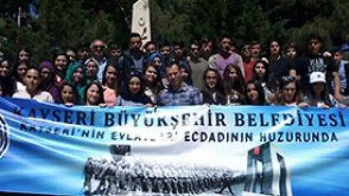 KAYSERİ GENÇLİĞİ ECDADIN HUZURUNDA