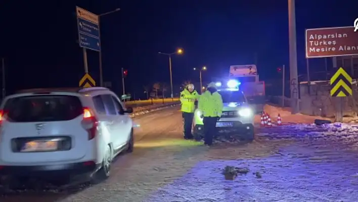 Kayseri - Göksun kara yolu kontrollü olarak trafiğe açıldı