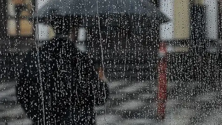 Kayseri güne yağmurla başladı