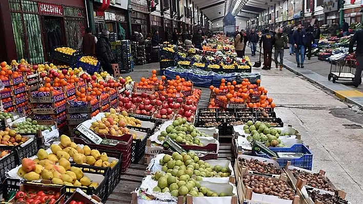 Kayseri halinde en pahalı yine o meyveler... (23 Şubat Pazar)