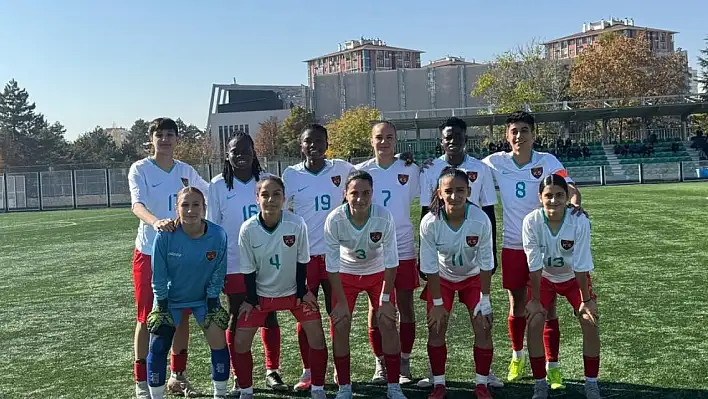 Kayseri Kadın Futbol Kulübü'nden 7-1'lik galibiyet