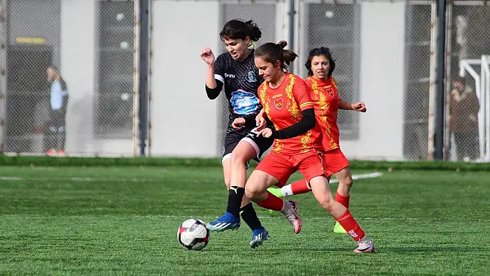 Kayseri Kadın FK  3 puanı hanesine yazdırdı