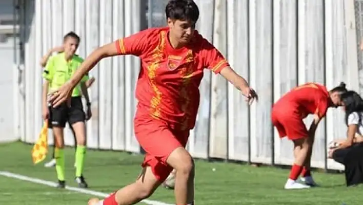 Kayseri Kadın FK'nın golcü ismi milli takım kampına katıldı!