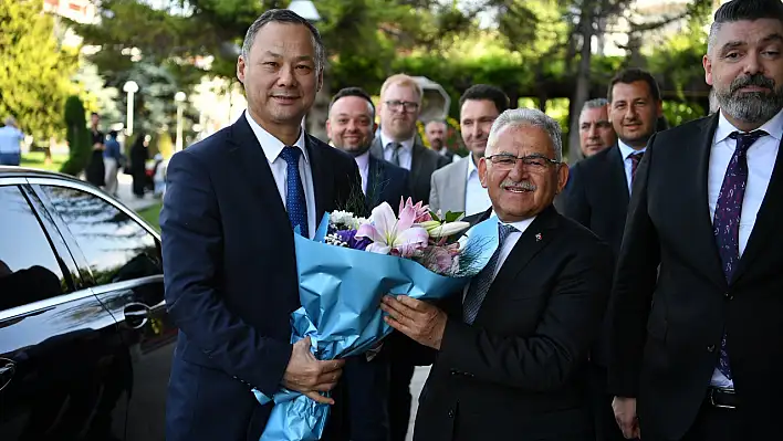 Kayseri, Kırgızistan Büyükelçisi'ni ağırladı