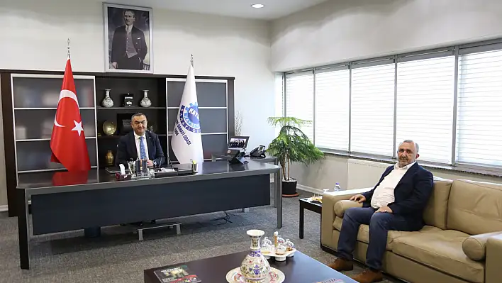 Kayseri listesinde şampiyon olan firmanın sahibi Başkan'ı ziyaret etti!