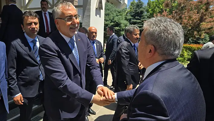 Kayseri Milletvekilinden Ankara'da dikkat çeken ziyaretler